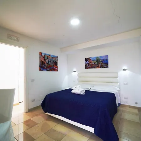 Holiday home Regina Di - Due Golfi Capri